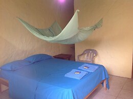 Hostal Bumba - Hostel