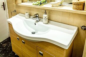 Alexander's Penthouse