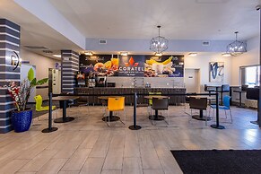 Coratel Inn and Suites By Jasper Saint Paul Minneapolis Inver Grove He