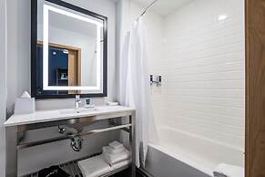 Four Points by Sheraton Elkhart