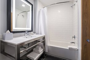 Four Points by Sheraton Elkhart