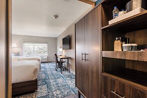 Four Points by Sheraton Elkhart