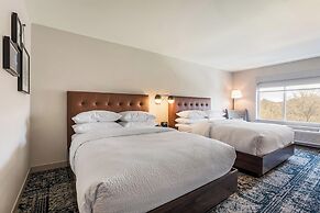 Four Points by Sheraton Elkhart