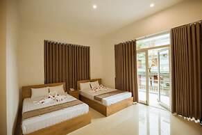 Tuyet Suong Villa Hotel
