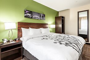 Van Wyck Hotel & Suites Near JFK Airport