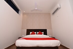 Hotel S B Excellency