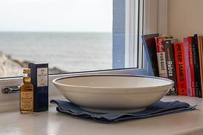 Stunning Shore Front House in Historic Cellardyke