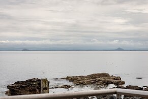 Stunning Shore Front House in Historic Cellardyke