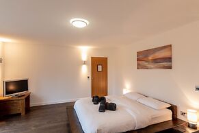 The Angus Suite @ Utopia
