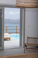 Melidonia Suites