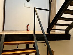 Stay Inn Hostel Jakarta - Adults only