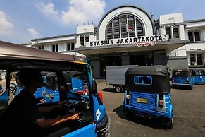 Stay Inn Hostel Jakarta - Adults only