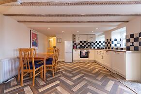 Cosy Cottage Next to the Shoreline in Cellardyke