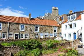 Cosy Cottage Next to the Shoreline in Cellardyke