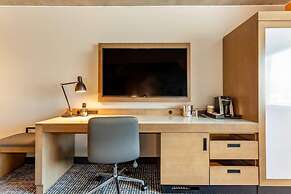 Cambria Hotel Downtown Phoenix Convention Center