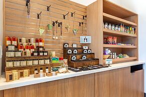 Cambria Hotel Downtown Phoenix Convention Center