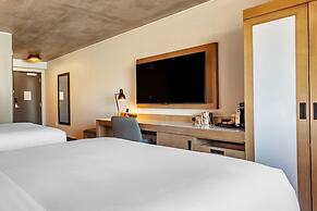 Cambria Hotel Downtown Phoenix Convention Center