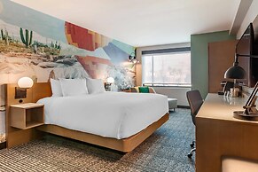 Cambria Hotel Downtown Phoenix Convention Center