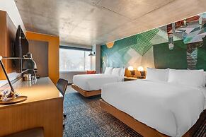 Cambria Hotel Downtown Phoenix Convention Center