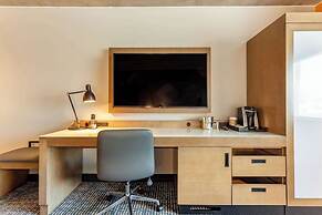 Cambria Hotel Downtown Phoenix Convention Center