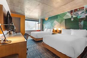 Cambria Hotel Downtown Phoenix Convention Center