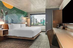 Cambria Hotel Downtown Phoenix Convention Center