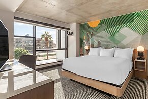 Cambria Hotel Downtown Phoenix Convention Center