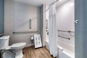 Cambria Hotel Bloomington Mall of America Minneapolis Airport