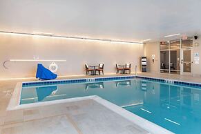 Cambria Hotel Bloomington Mall of America Minneapolis Airport