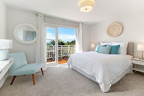 Eight on Church Waiheke Accommodation
