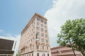The Esquire Hotel Downtown Gastonia, Ascend Hotel Collection