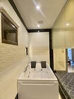 Aral Hotel
