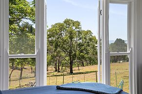 Hollow Tree Farm - Peace and Quiet on 30 Acres right in Toowoomba