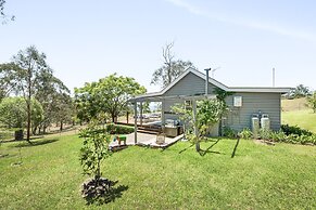 Hollow Tree Farm - Peace and Quiet on 30 Acres right in Toowoomba