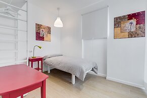 Lovely  3 rooms apartment close Trastevere Station