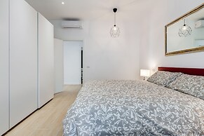 Lovely  3 rooms apartment close Trastevere Station