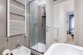 Lovely  3 rooms apartment close Trastevere Station