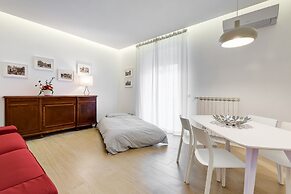 Lovely  3 rooms apartment close Trastevere Station