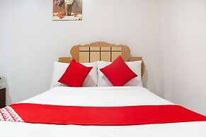 OYO 153 Espacio de Clarita Hometel