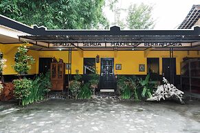 Super OYO 598 Udan Mas Guesthouse& Gallery