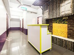 OYO 880 Hotel Purple Town