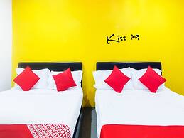 OYO 880 Hotel Purple Town