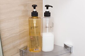 The Aquarius Inn - Hostel