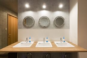 The Gemini Inn - Hostel