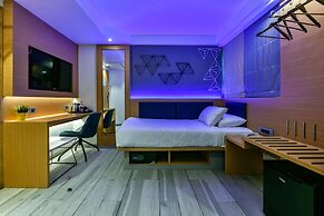 Indie Stays -BKC, Kalina