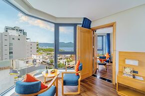 Sala Danang Beach Hotel
