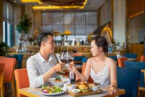 Sala Danang Beach Hotel