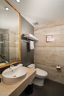 Sala Danang Beach Hotel