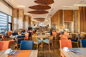 Sala Danang Beach Hotel