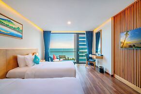 Sala Danang Beach Hotel